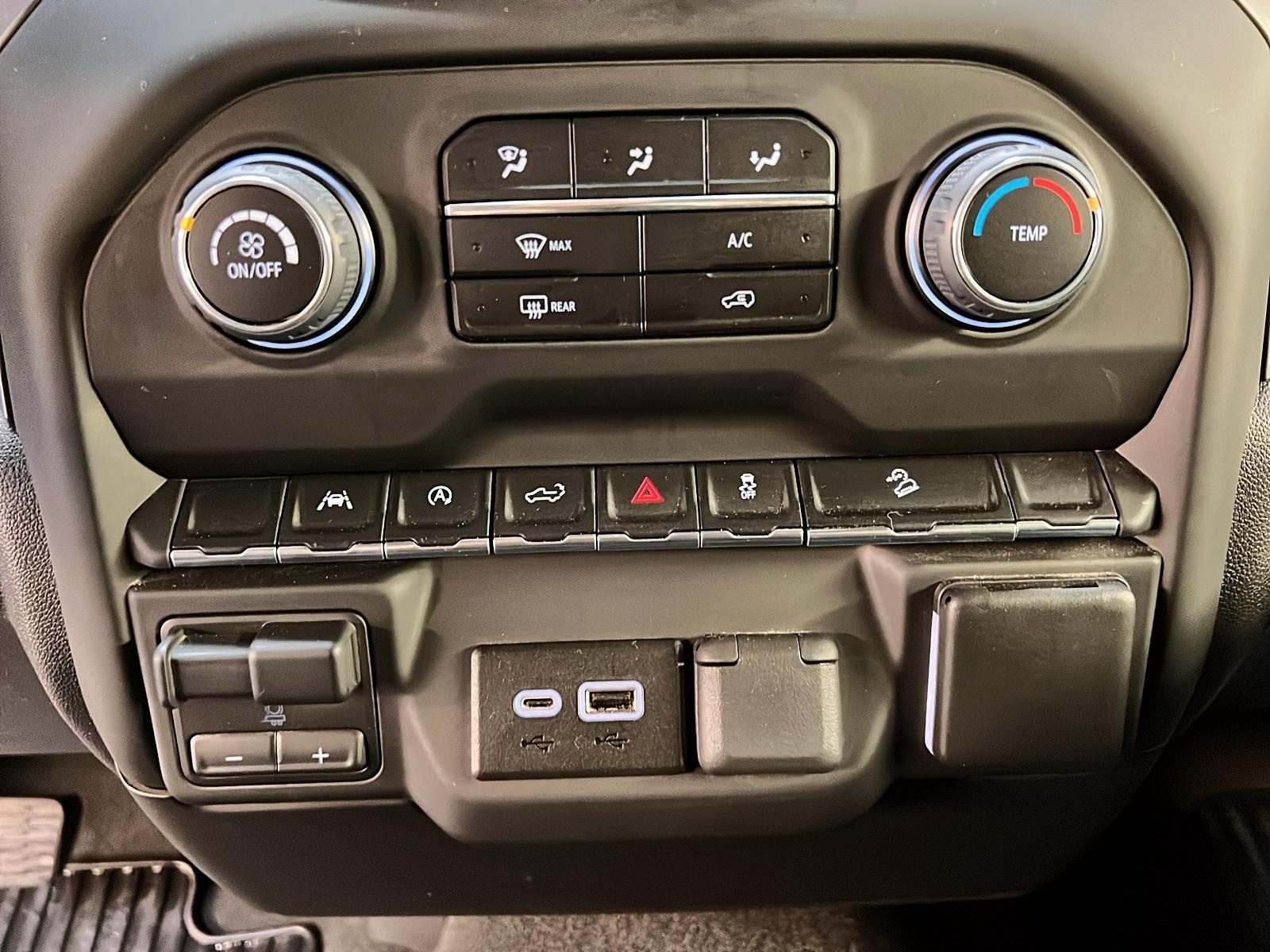 Chevrolet Silverado 1500 2023 - Image #13