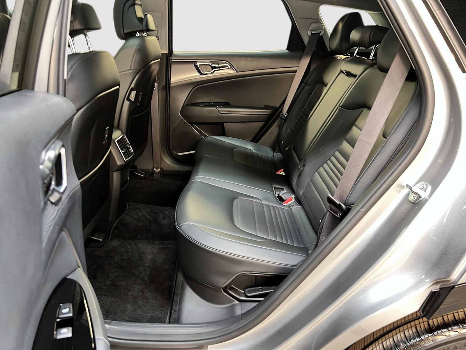 Kia Sportage EX PREMIUM PHEV 2023 - image #9