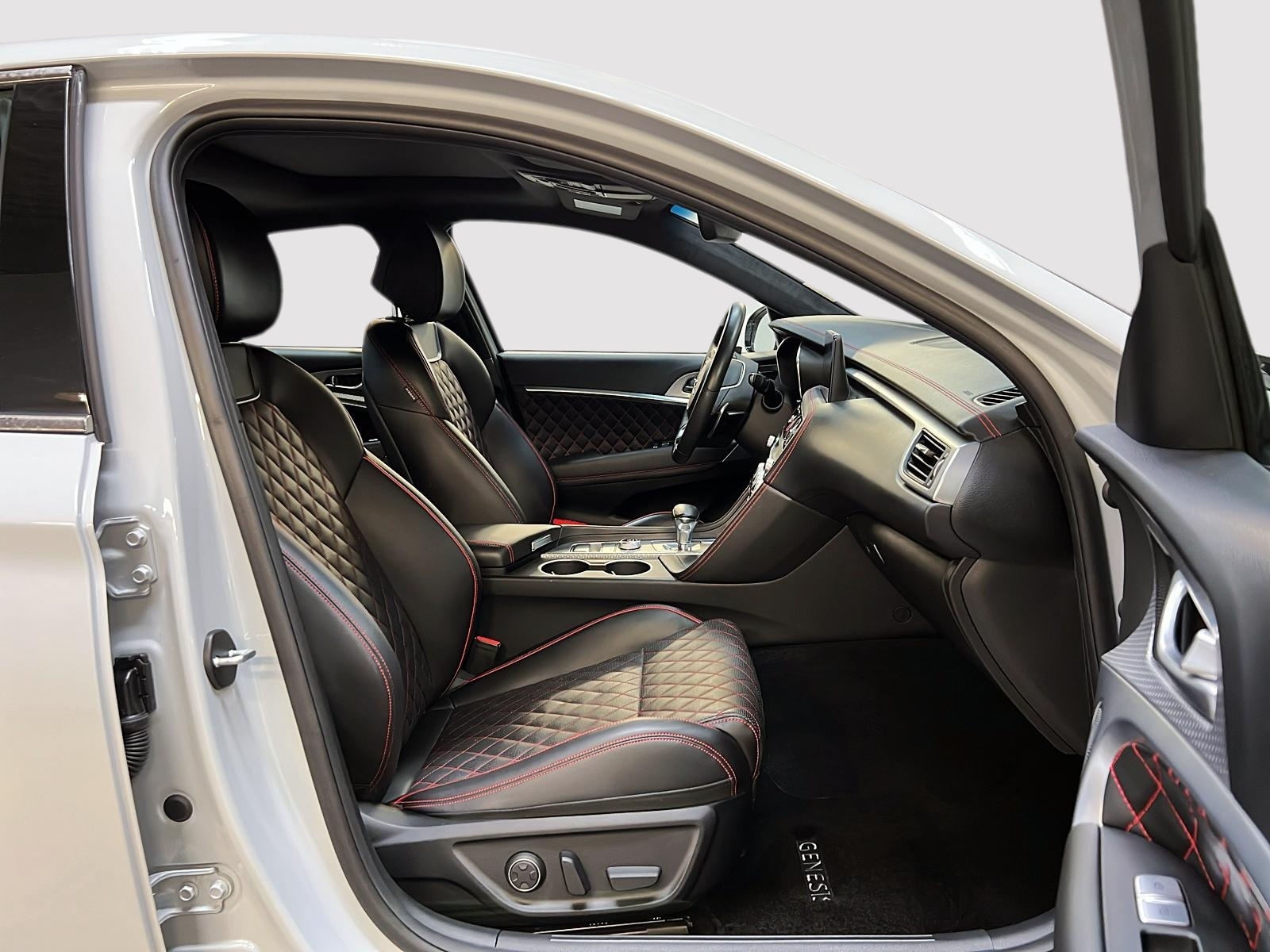 Genesis G70 2023 - Image #8