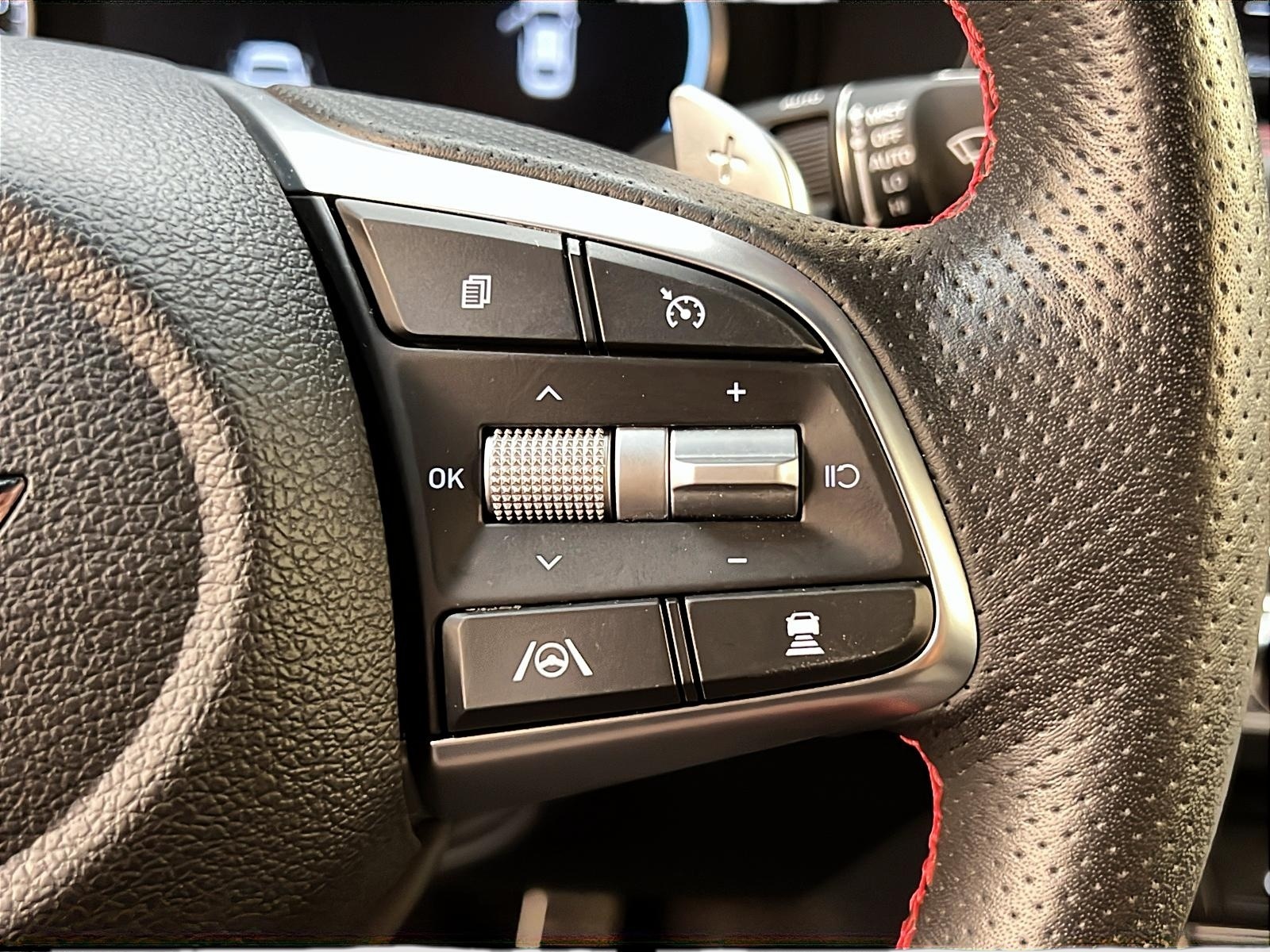 Genesis G70 2023 - Image #23