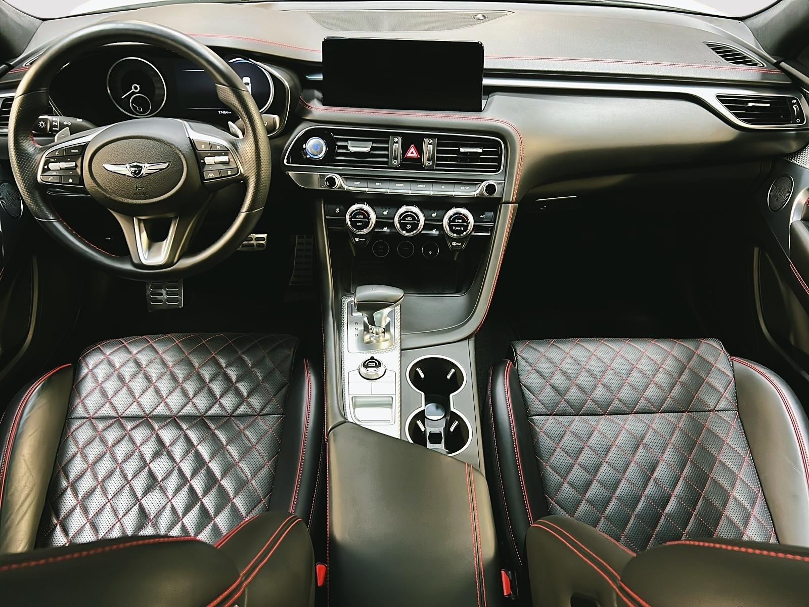Genesis G70 SPORT 3.3T CUIR TOIT NAV 4RM 2023 - image #12
