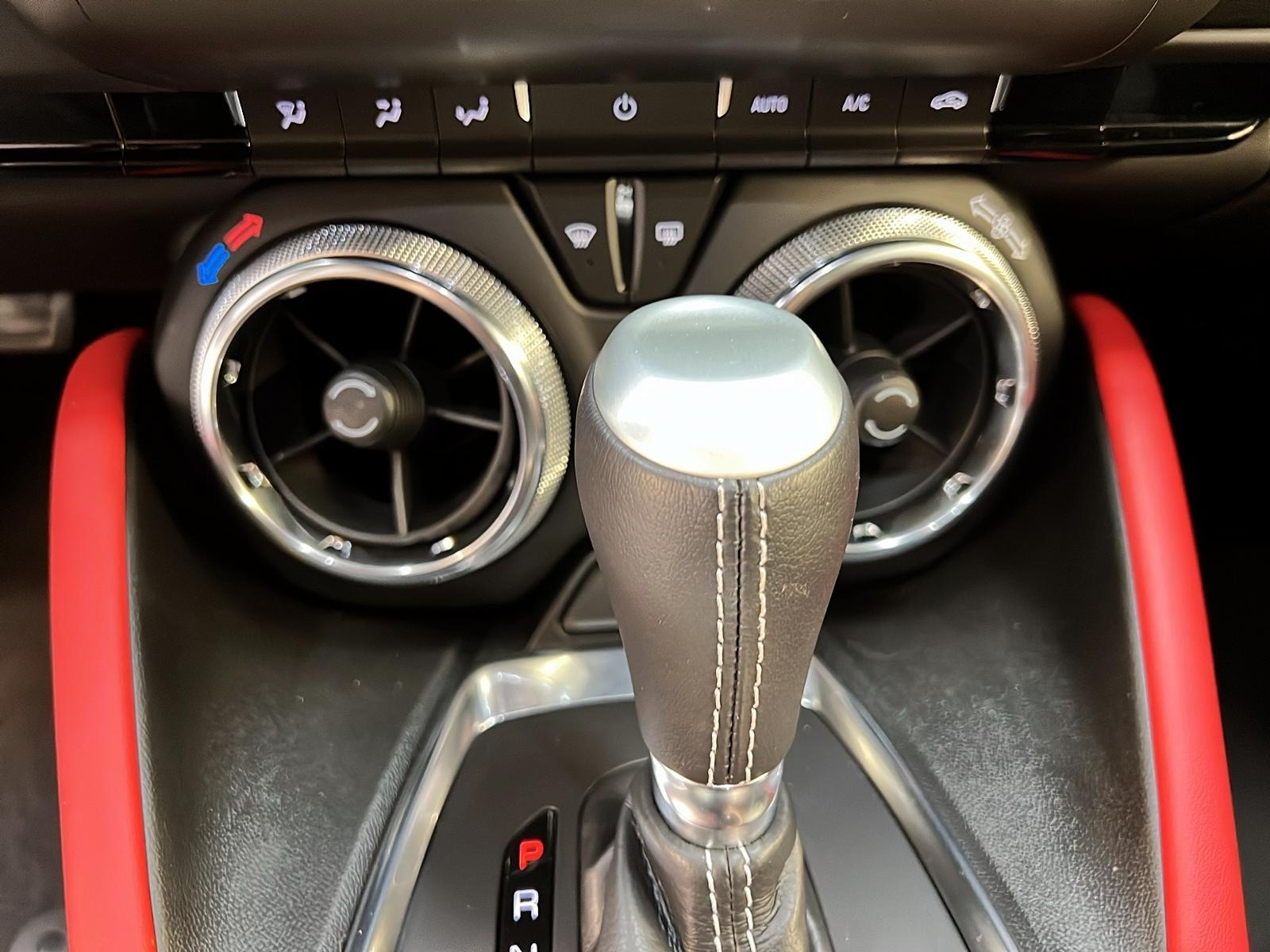 Chevrolet Camaro 2023 - Image #14