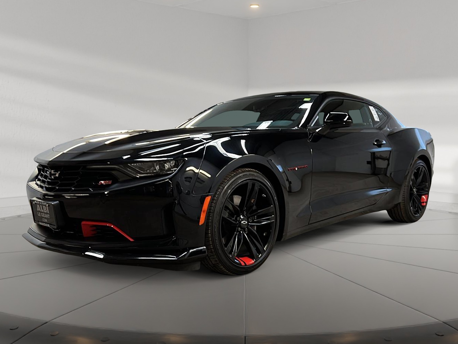 Chevrolet Camaro 2023 - Image #1