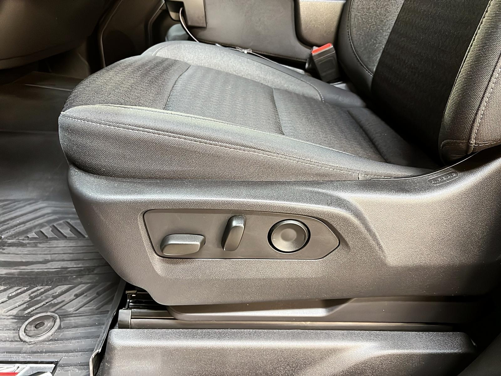 Chevrolet Silverado 1500 2023 - Image #24