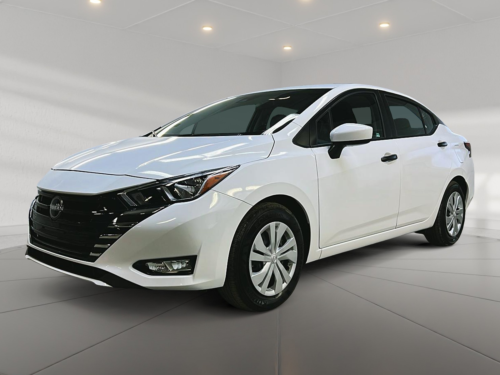 Nissan Versa S 2025