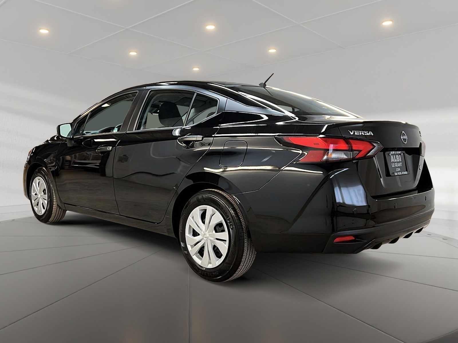Nissan Versa S 2025 — photo 6