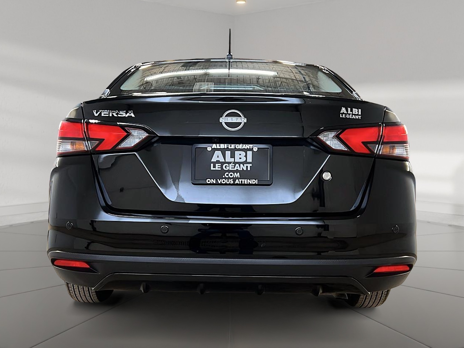 Nissan Versa S 2025 — photo 5