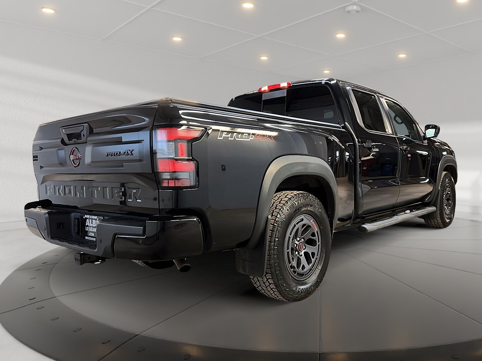 Nissan Frontier PRO-4X CREW CAB TOIT 4X4 2025 - image #4