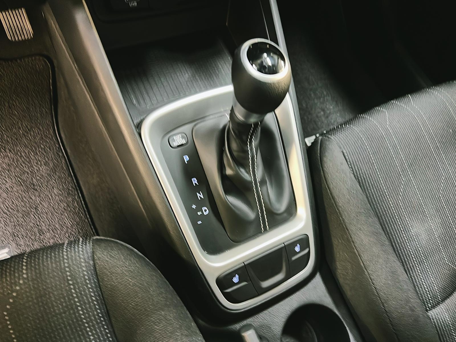 Hyundai Venue ESSENTIEL 2024 - image #13