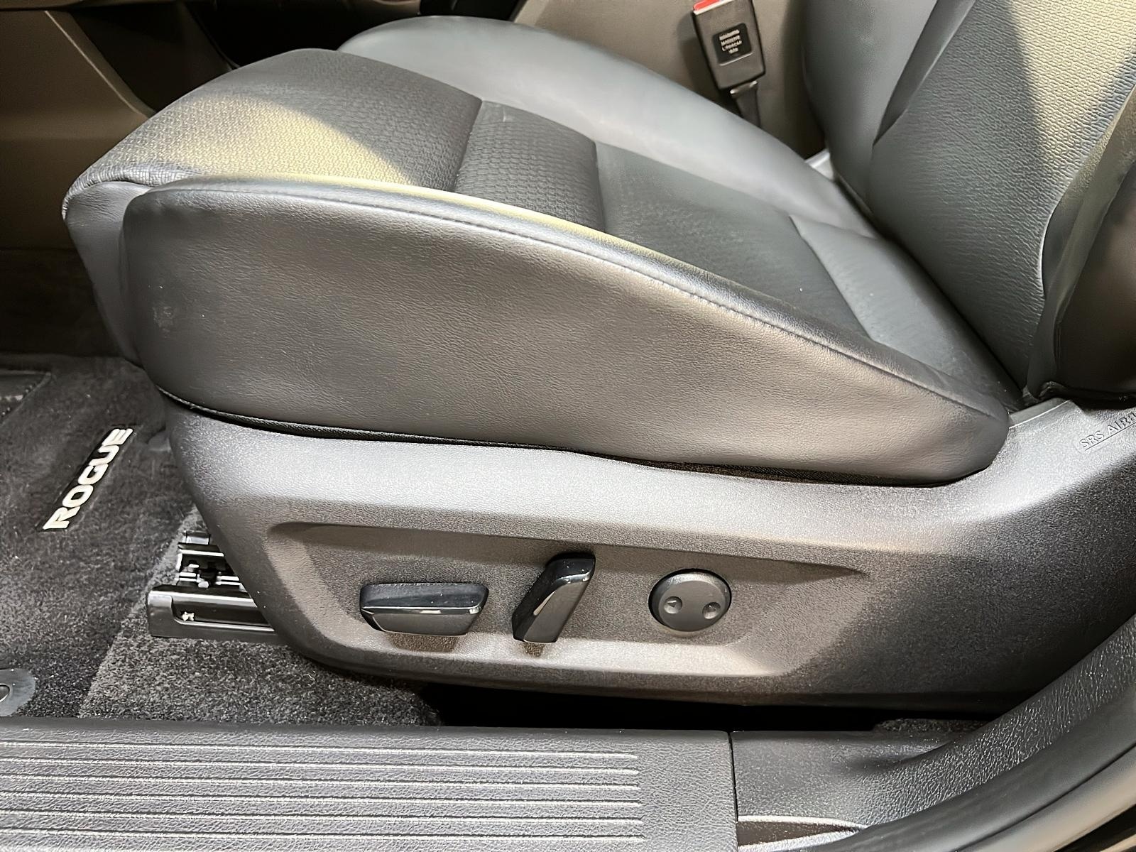 Nissan Rogue SV PREMIUM CUIR TOIT PANO 4RM 2024 - image #26