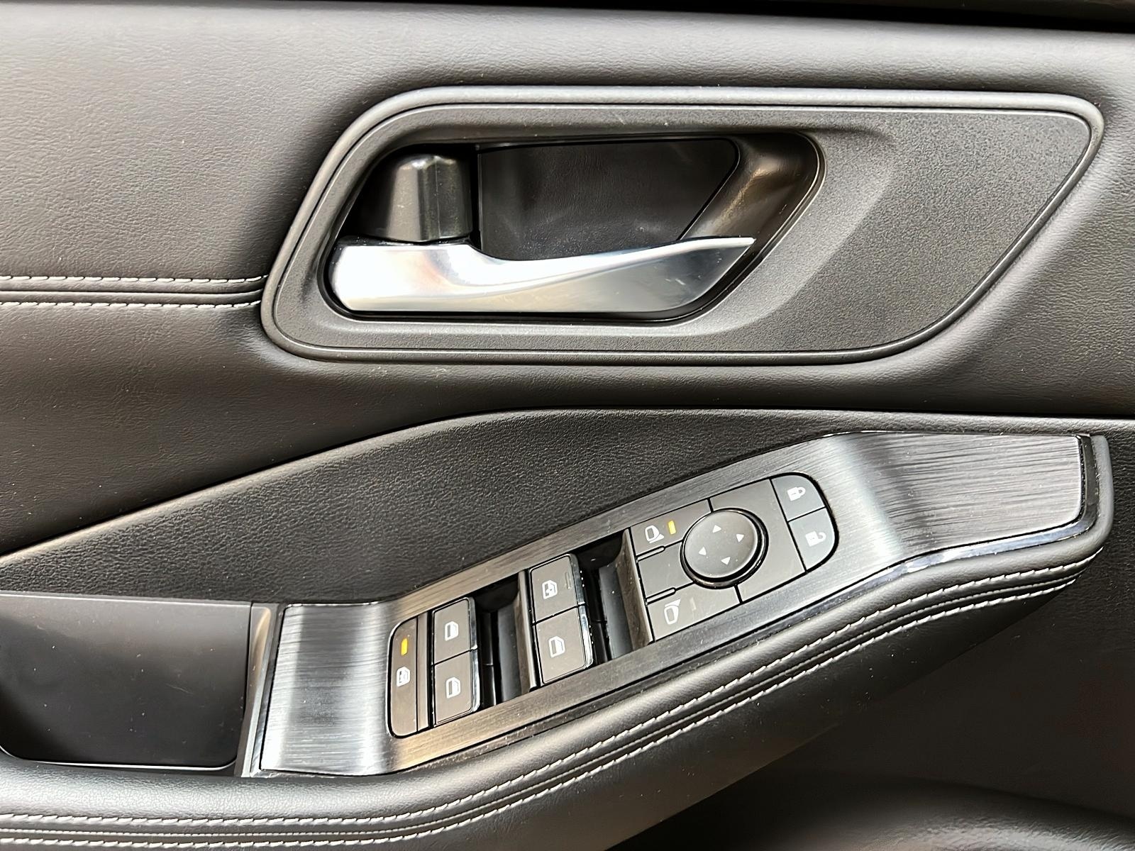 Nissan Rogue 2024 - Image #24