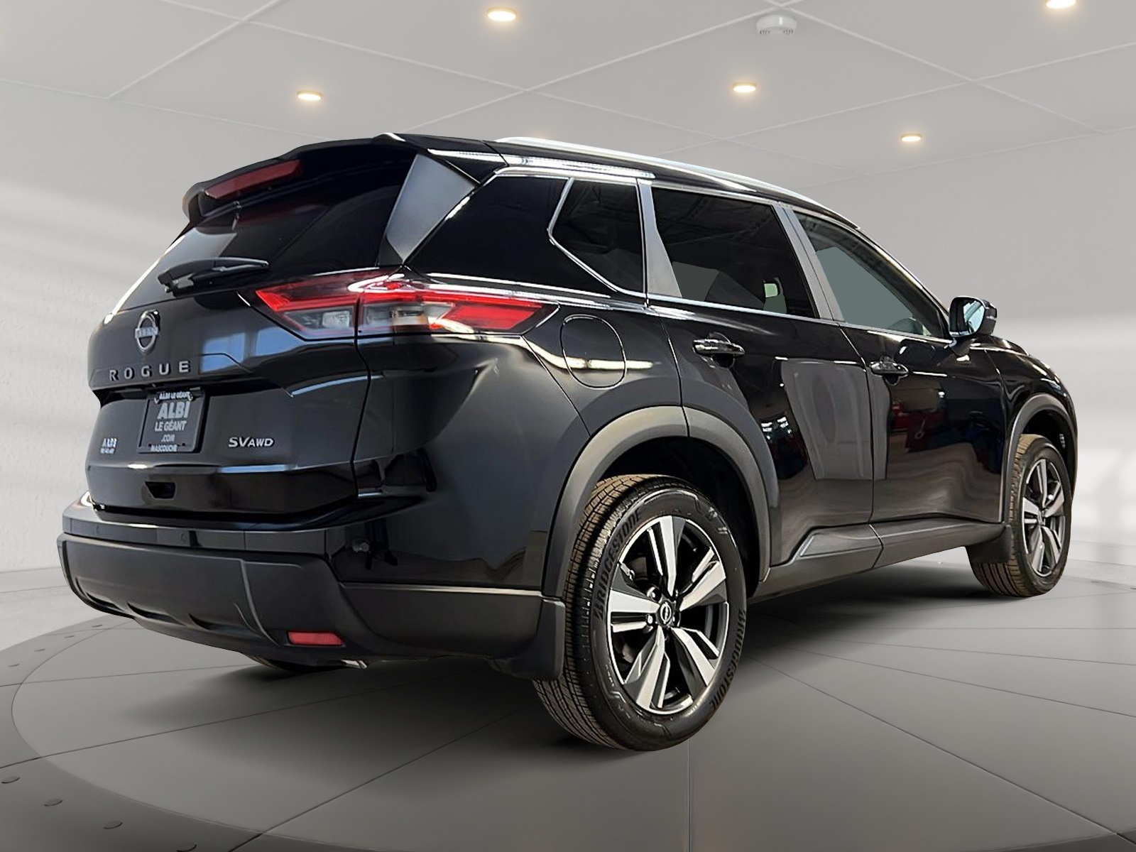 Nissan Rogue 2024 - Image #4