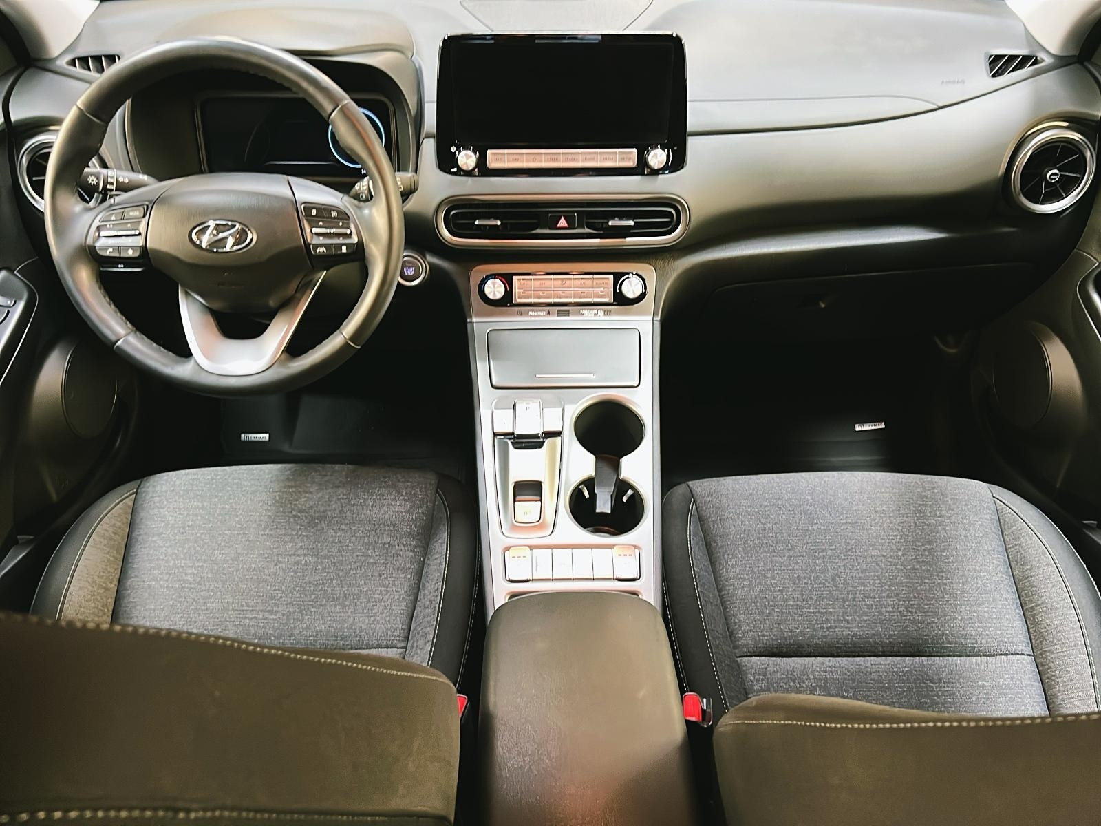 Hyundai Kona EV PREFERRED NAV 2023 - image #10