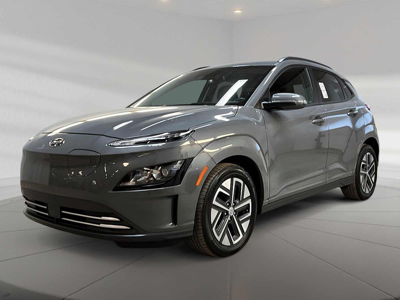 Hyundai Kona EV PREFERRED NAV 2023 - image #1
