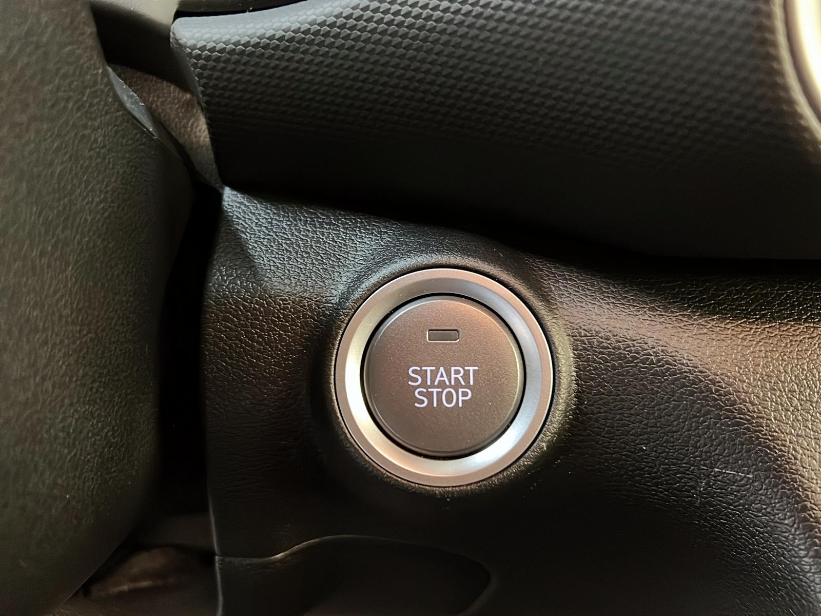 Hyundai Kona EV PREFERRED NAV 2023 - image #18