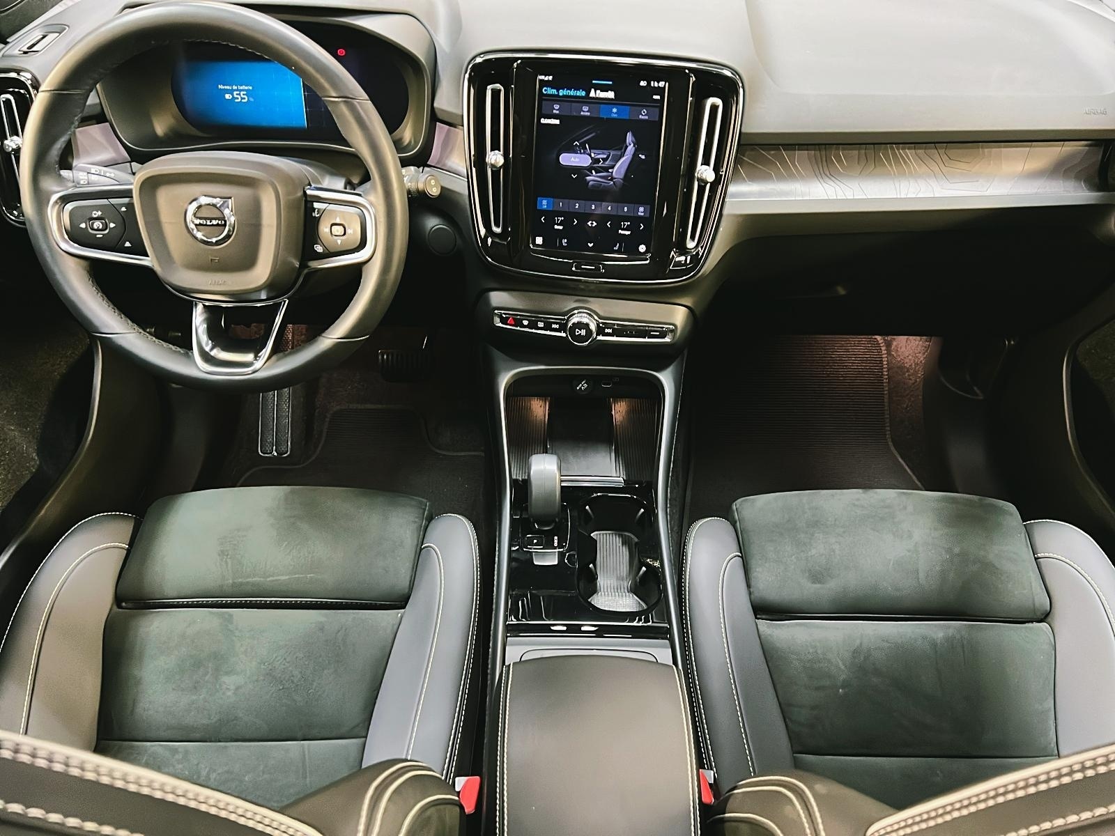 Volvo XC40 TWIN RECHARGE PLUS TOIT PANO NAV 4RM 2023 - image #11