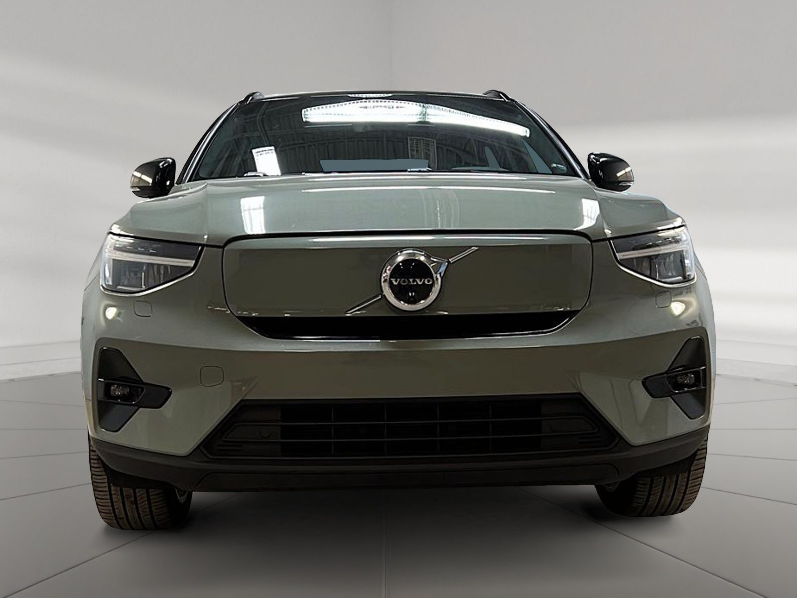 Volvo XC40 TWIN RECHARGE PLUS TOIT PANO NAV 4RM 2023 - image #2