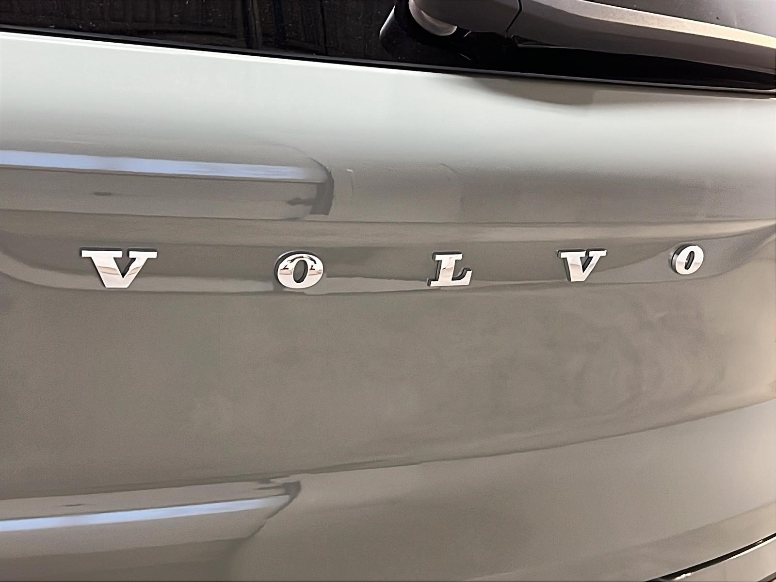 Volvo XC40 TWIN RECHARGE PLUS TOIT PANO NAV 4RM 2023 - image #28