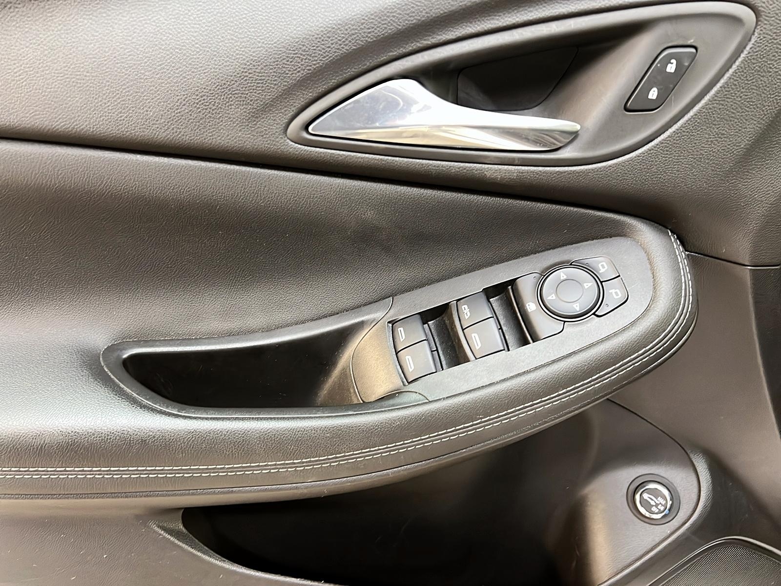 Buick Encore GX SELECT ST GR EXPERIENCE TOIT PANO 4RM 2023 - image #23