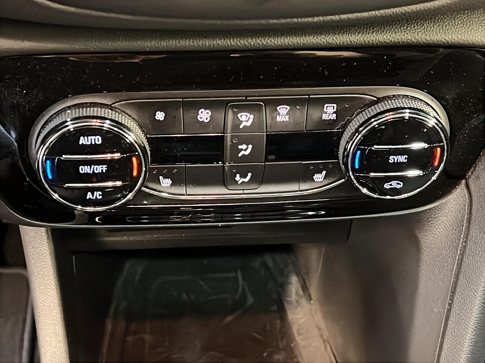 Buick Encore GX SELECT ST GR EXPERIENCE TOIT PANO 4RM 2023 - image #16