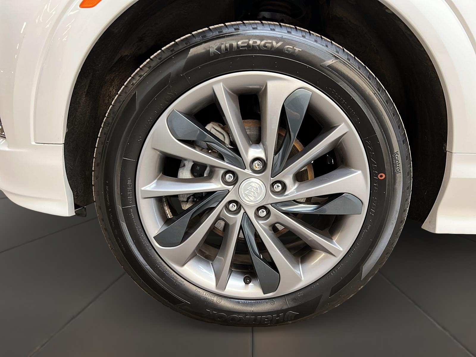 Buick Encore GX SELECT ST GR EXPERIENCE TOIT PANO 4RM 2023 - image #29