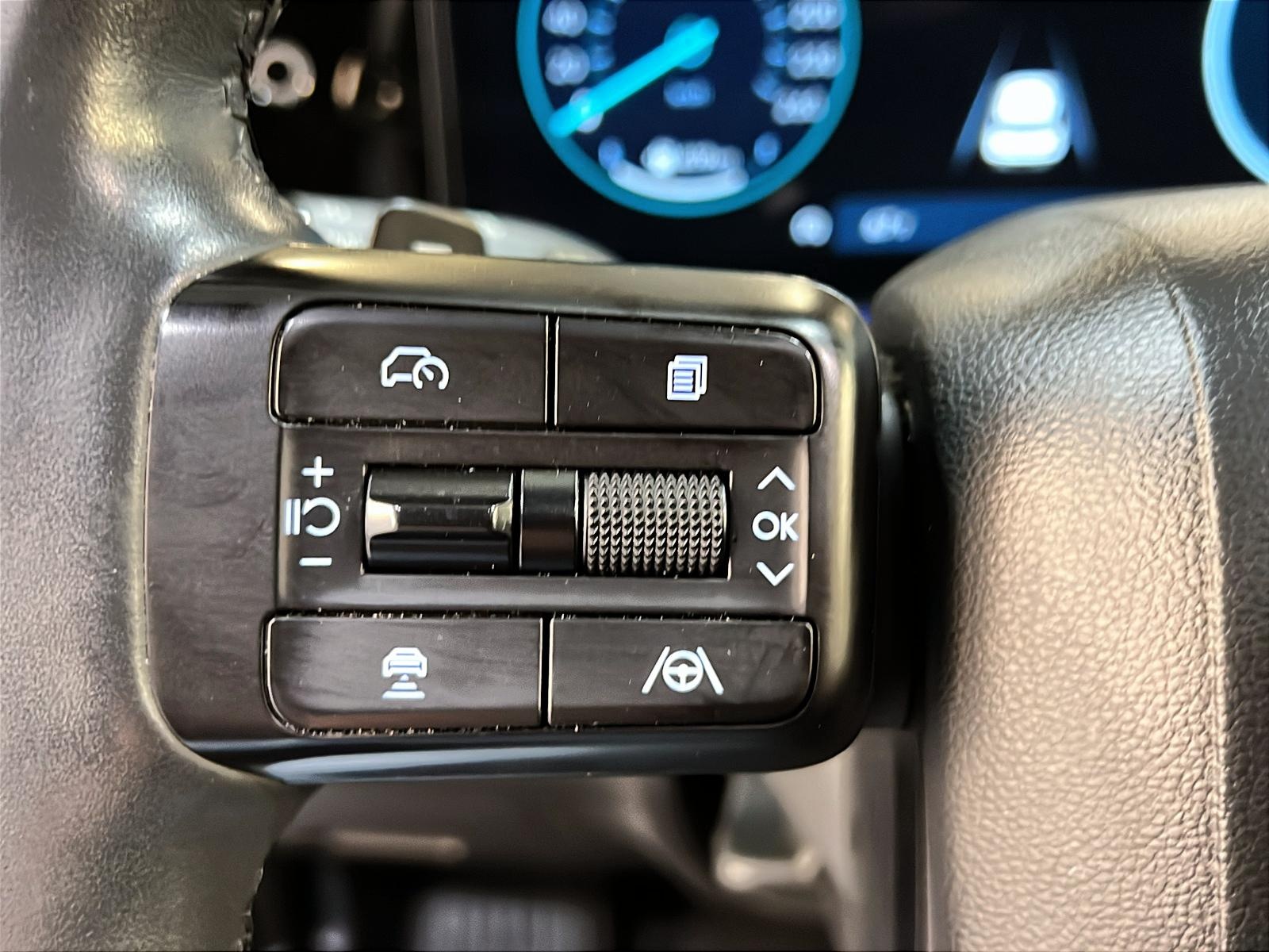 Hyundai Santa Fe ULTIMATE CALLIGRAPHY CUIR TOIT NAV 4RM 2024 - image #23