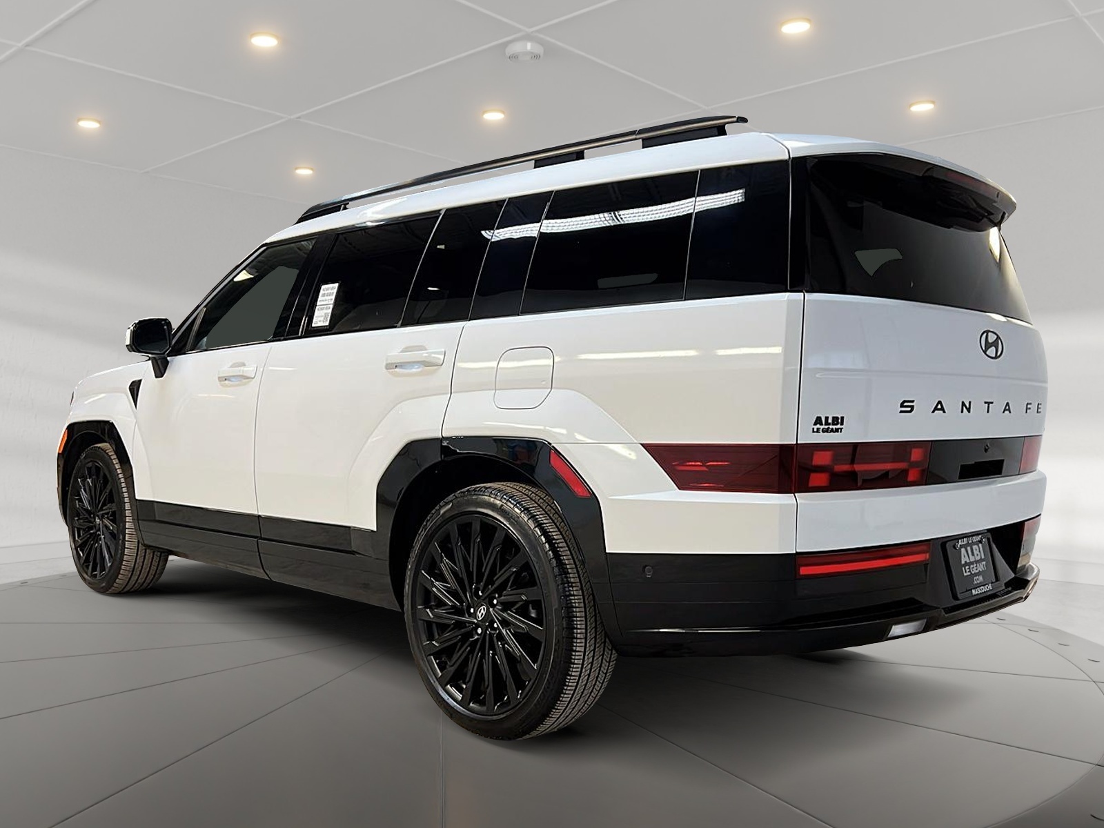 Hyundai Santa Fe ULTIMATE CALLIGRAPHY CUIR TOIT NAV 4RM 2024 - image #6