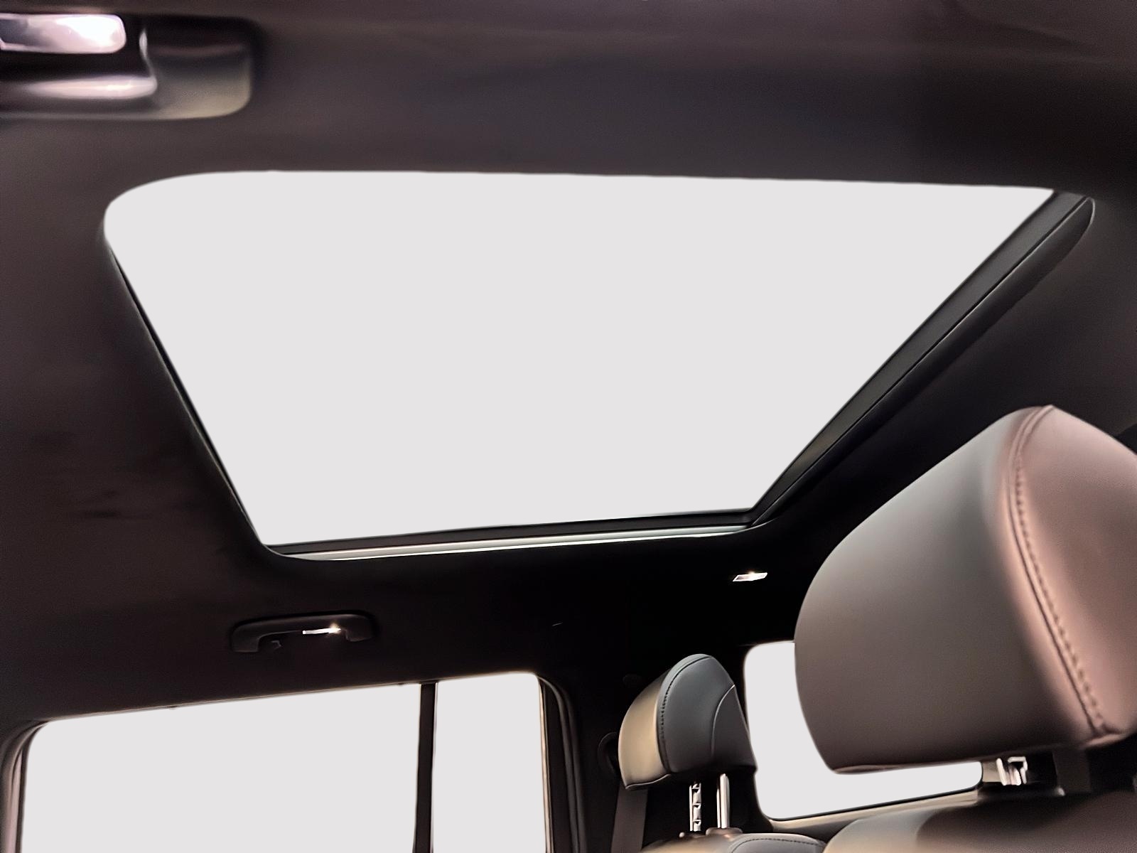 Hyundai Santa Fe ULTIMATE CALLIGRAPHY CUIR TOIT NAV 4RM 2024 - image #12