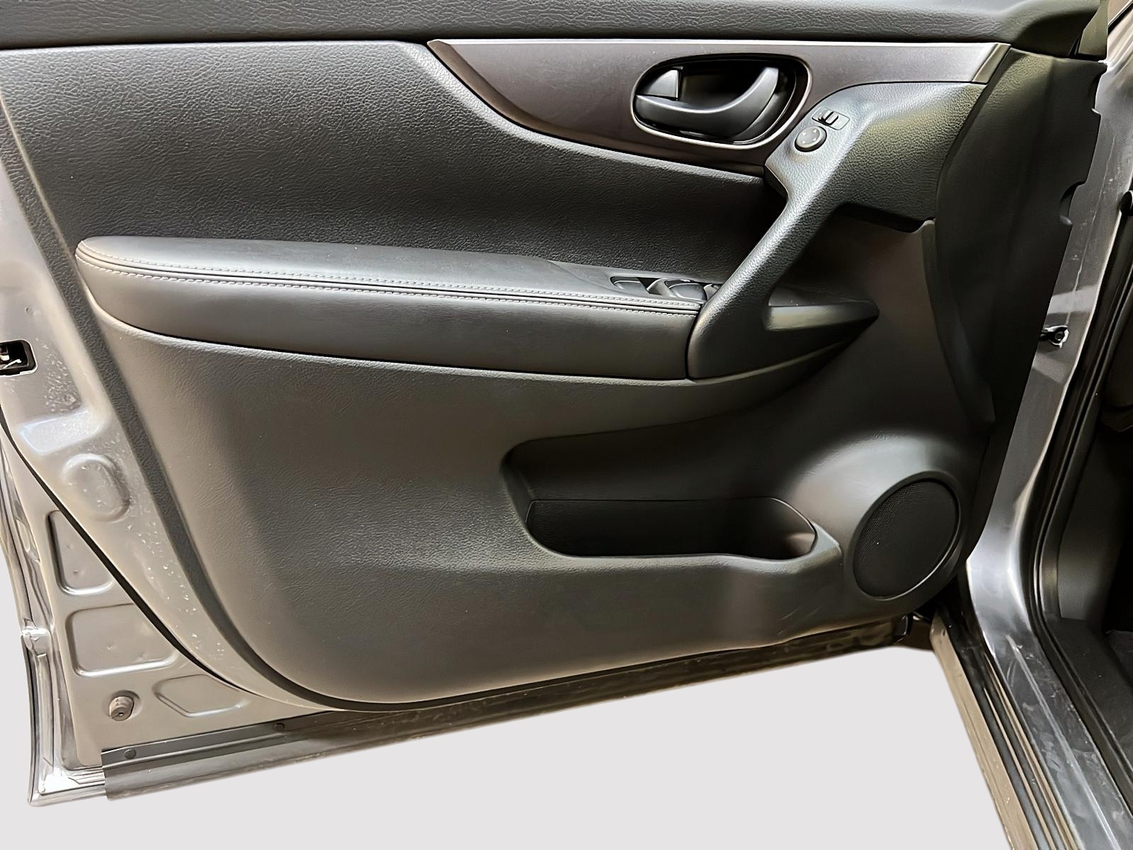 Nissan Qashqai S 4RM 2023 - image #22