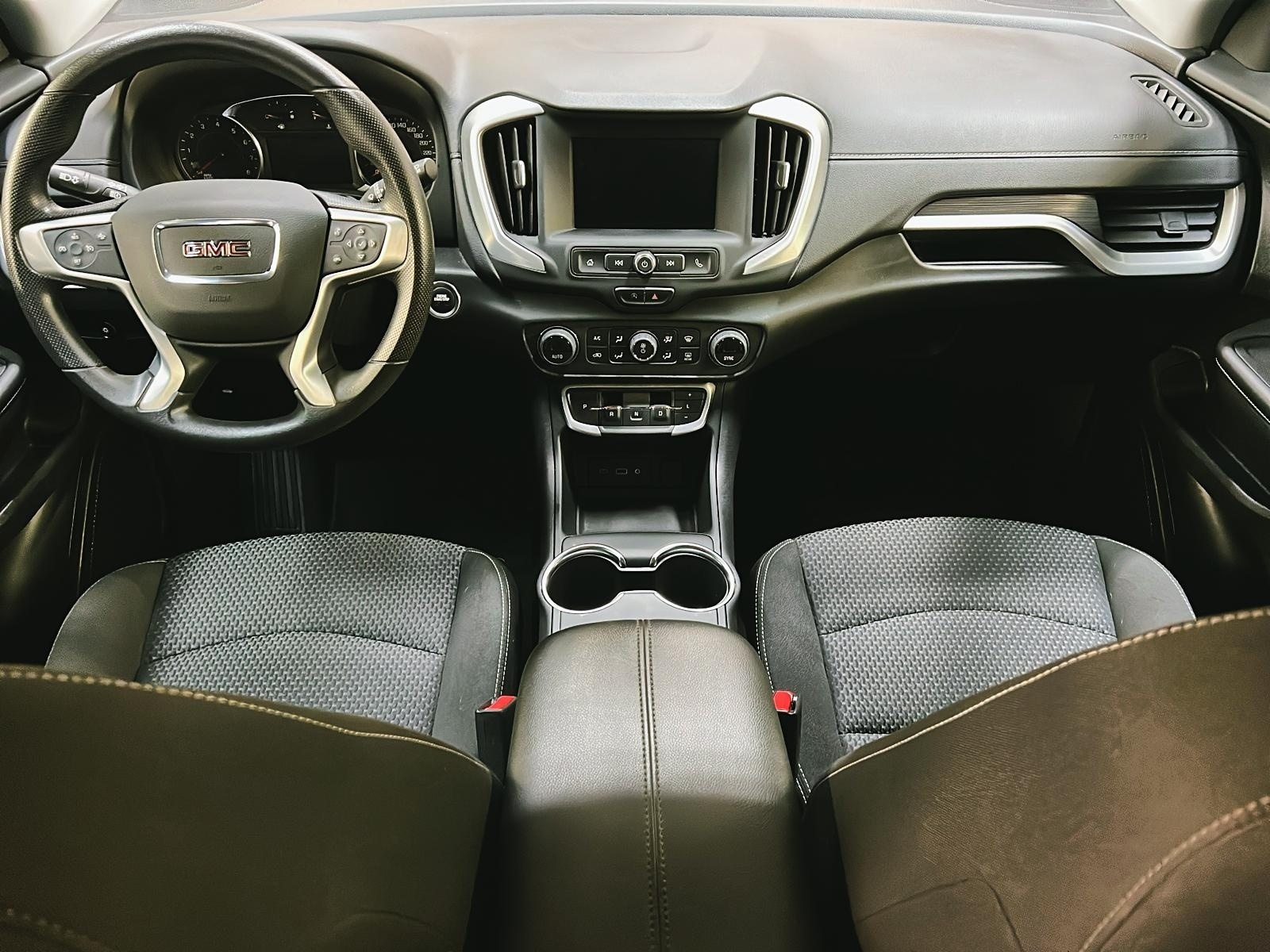 GMC Terrain 2022 - Image #10