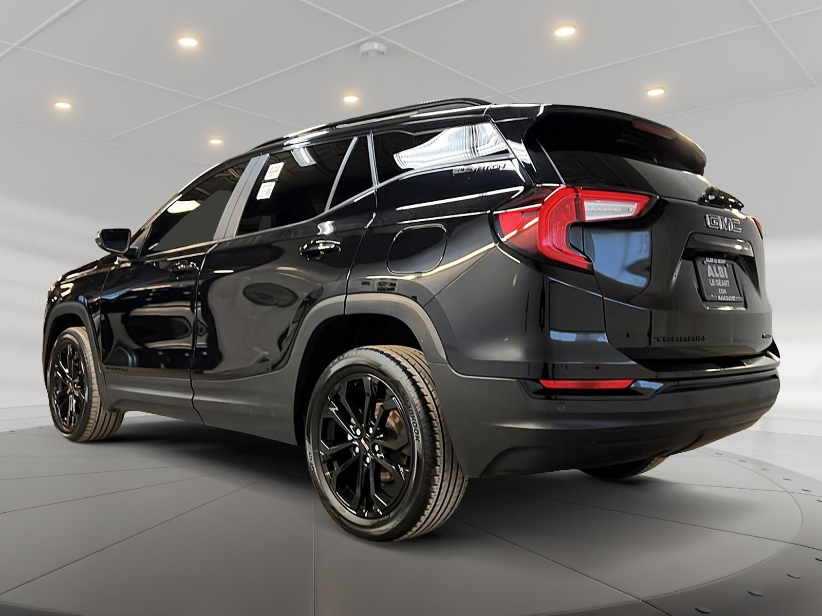 GMC Terrain 2022 - Image #6