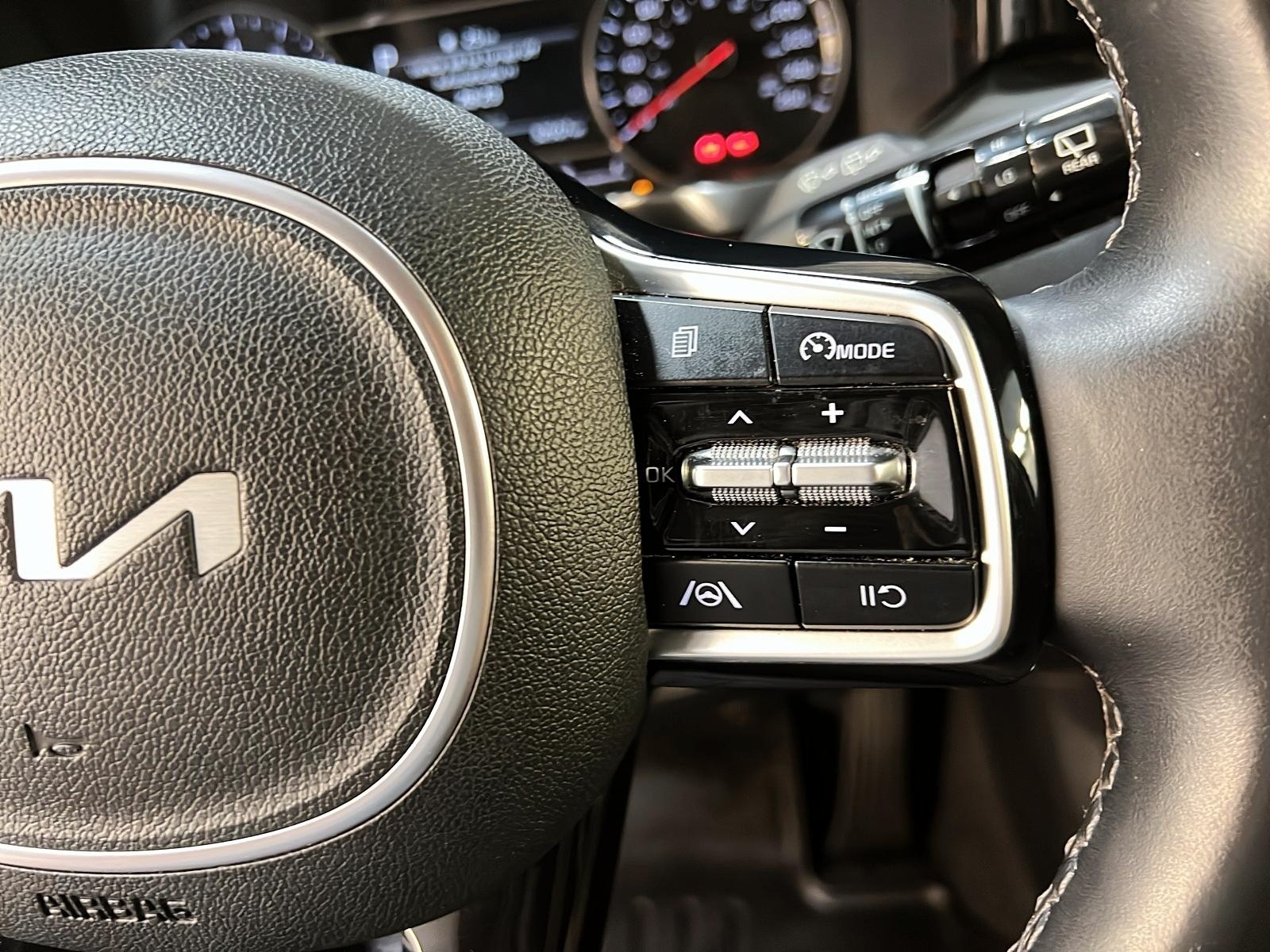 Kia Sorento LX PREMIUM 4RM 2022 - image #19