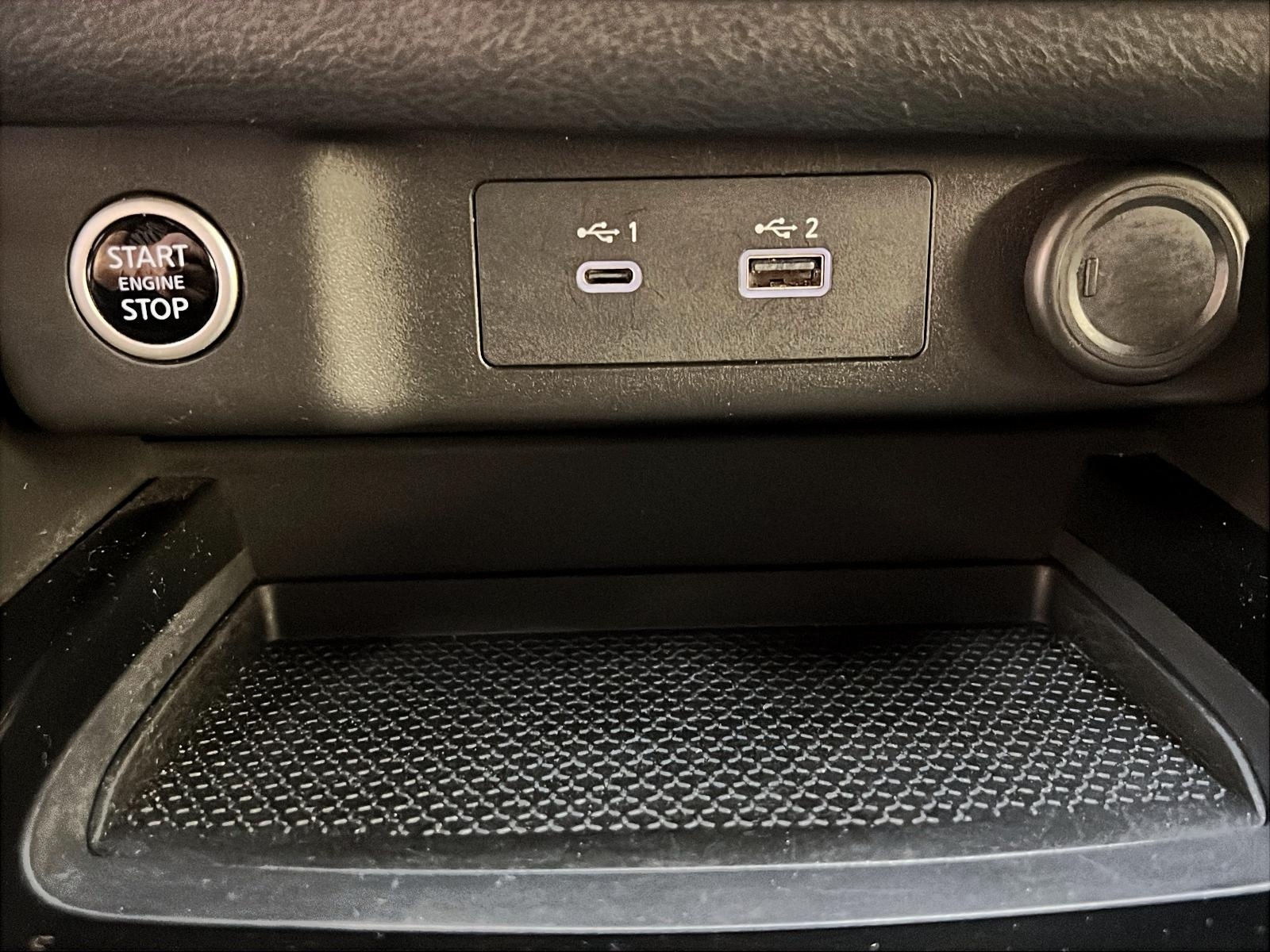 Nissan Rogue 2022 - Image #17