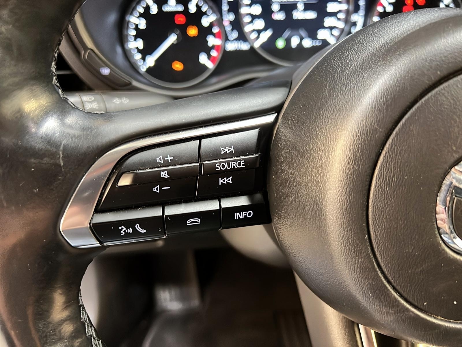 Mazda Mazda3 GS 2024 - image #20