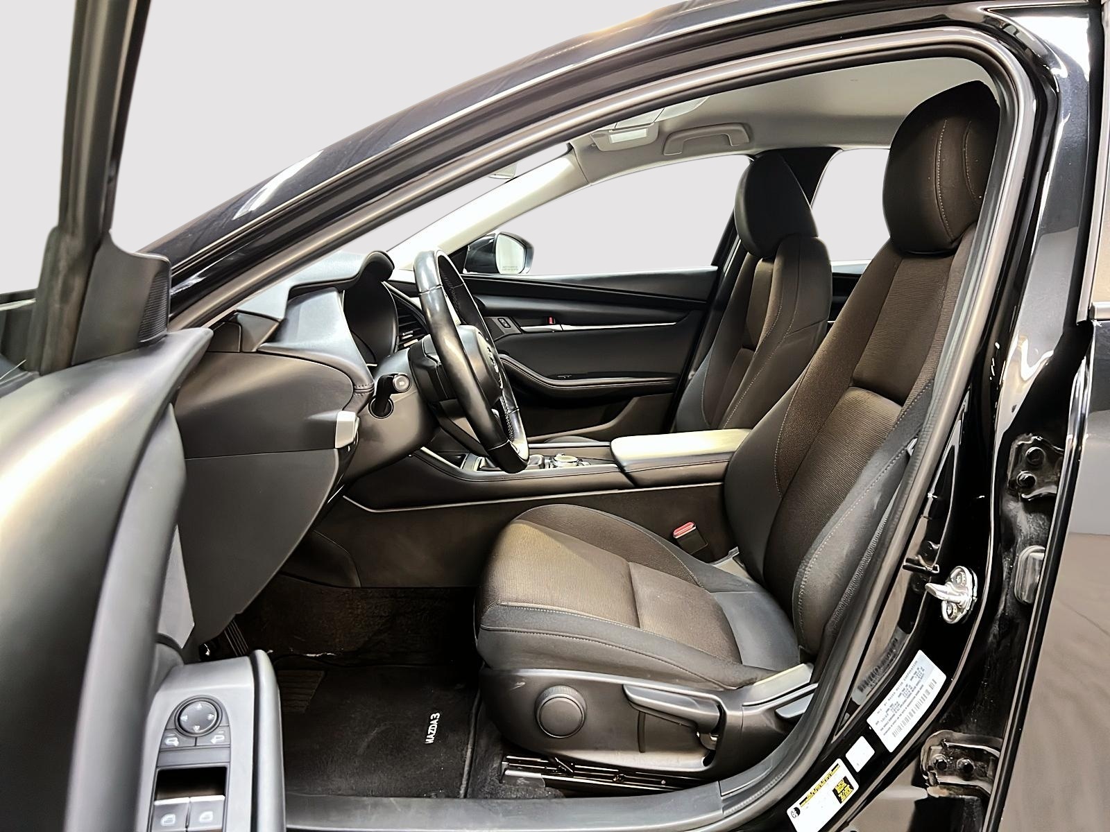 Mazda Mazda3 GS 2024 - image #7