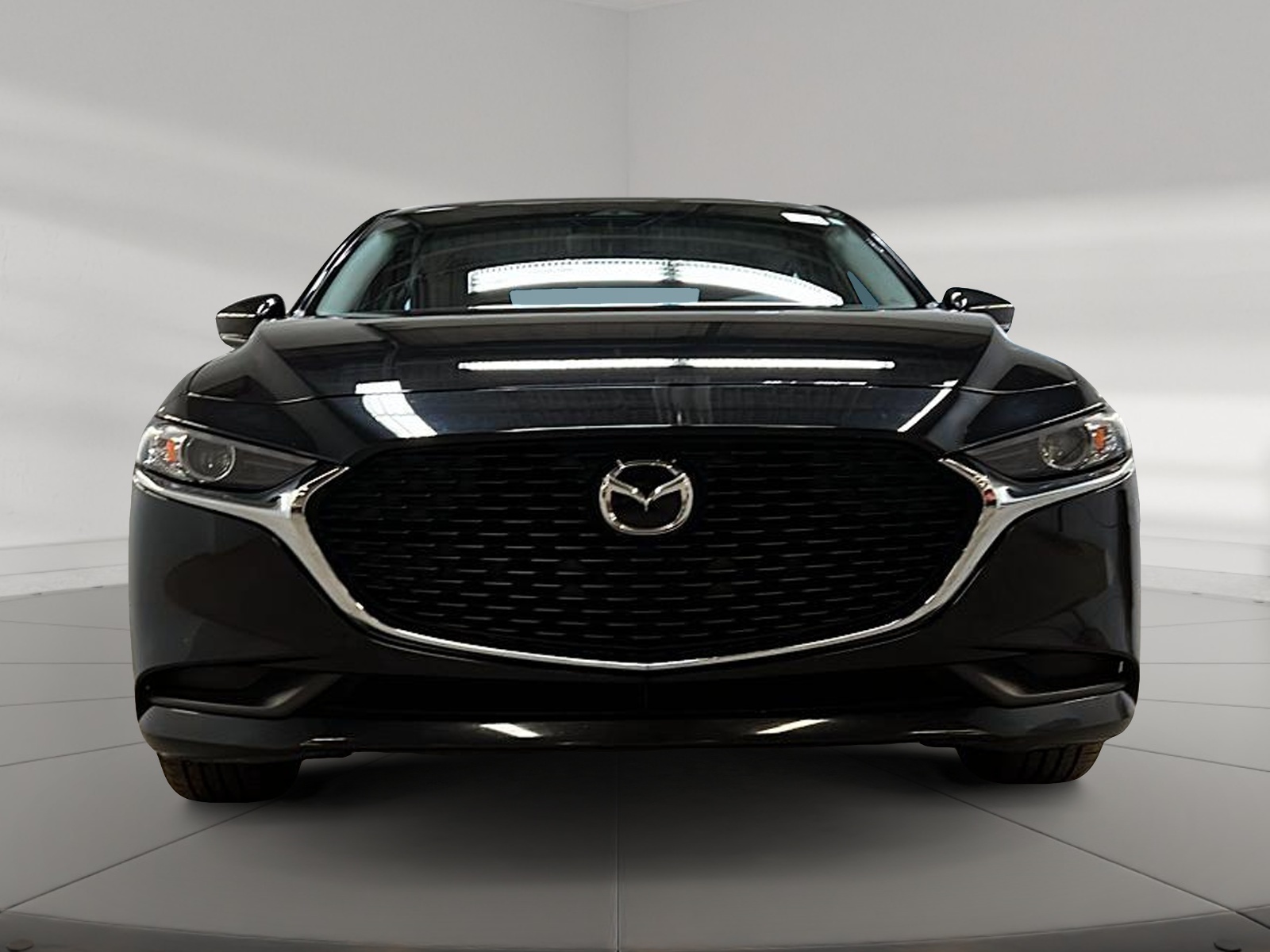 Mazda Mazda3 2024 - Image #2