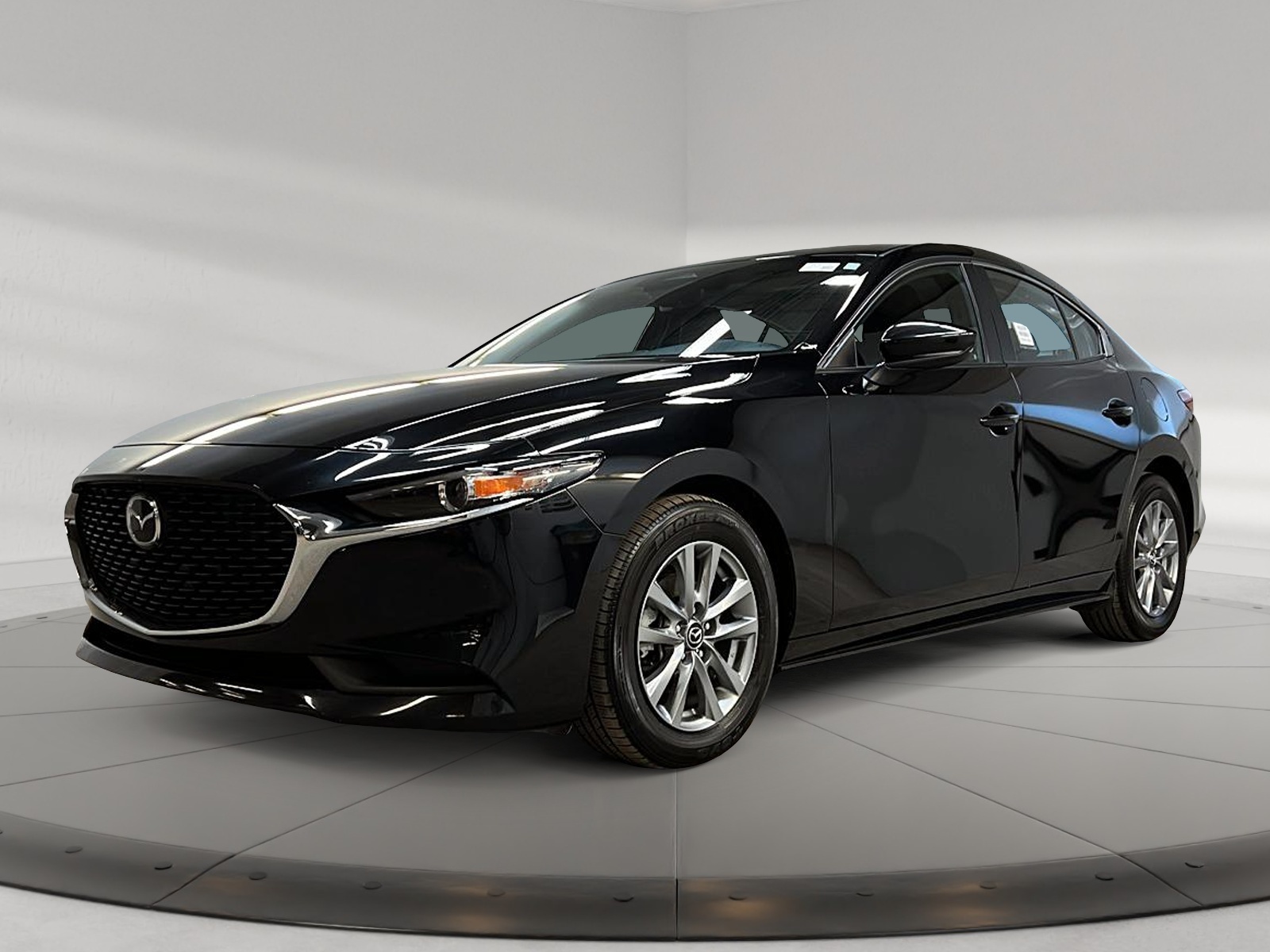 Mazda Mazda3 GS 2024 - image #1