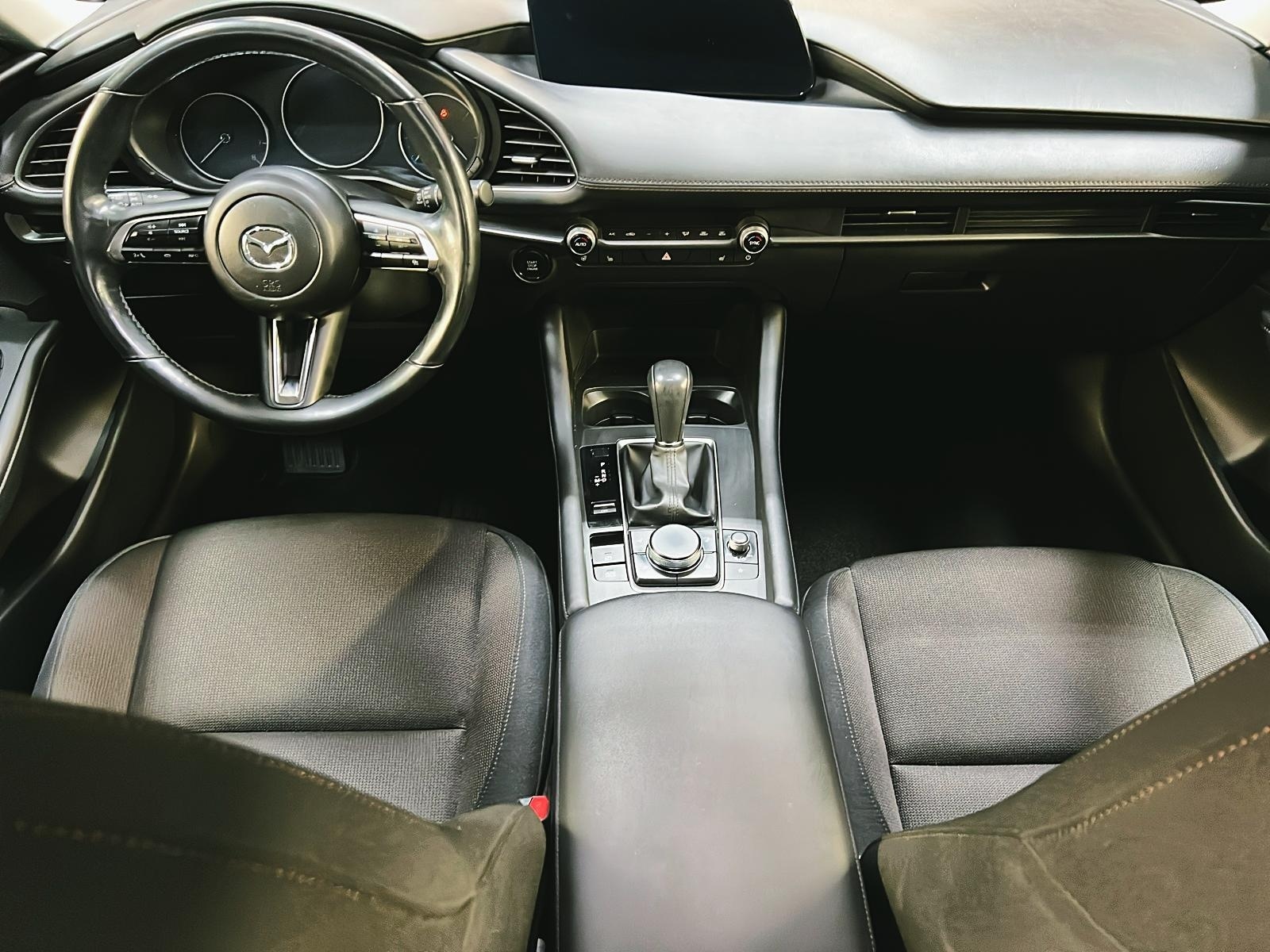 Mazda Mazda3 GS 2024 - image #10