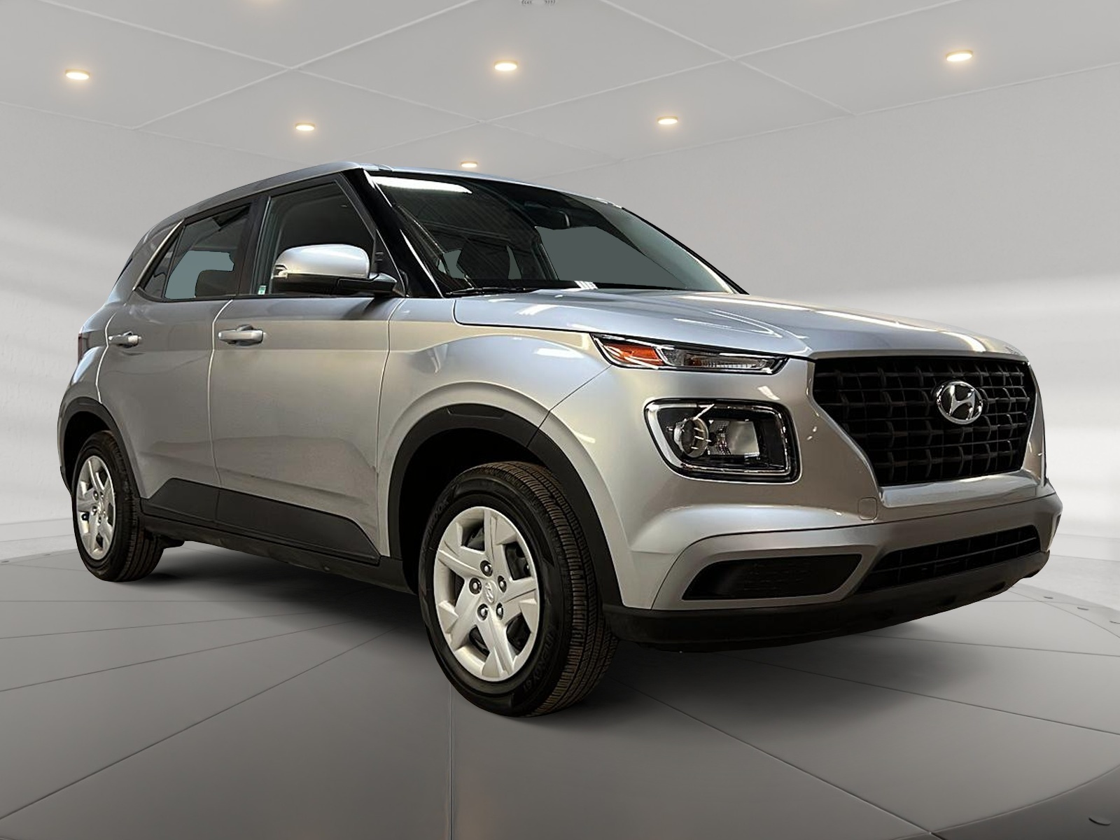Hyundai Venue 2023 - Image #3