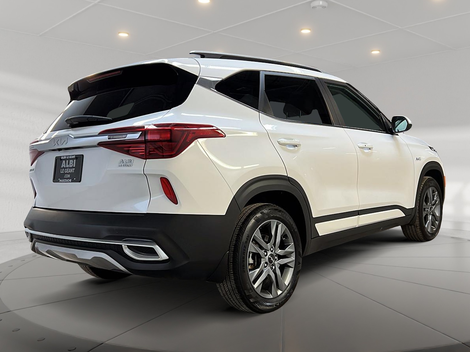 Kia SELTOS EX CUIR TOIT 4RM 2023 - image #4