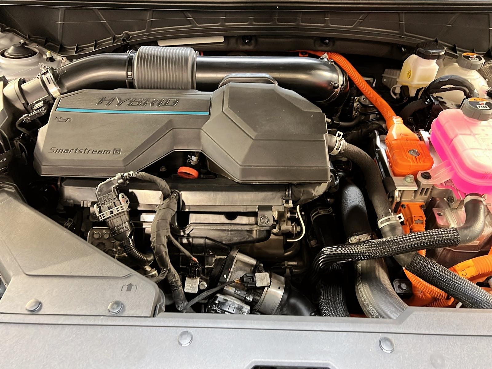 Hyundai Tucson ULTIMATE HYBRID CUIR TOIT PANO NAV 4RM 2023 - image #12