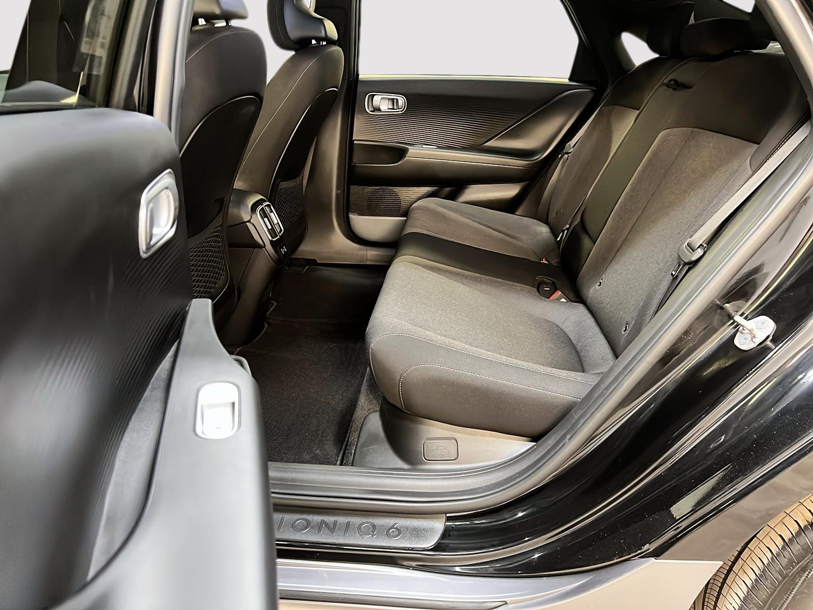 Hyundai IONIQ 6 PREFERRED LONG RANGE NAV 4RM 2024 - image #9