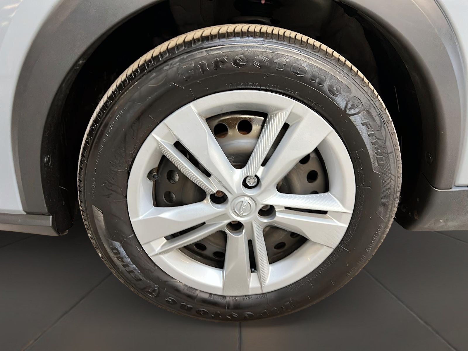 Nissan Kicks S 2023 - image #24