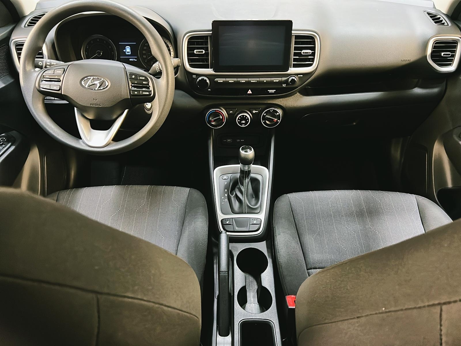 Hyundai Venue ESSENTIEL 2022 - image #10