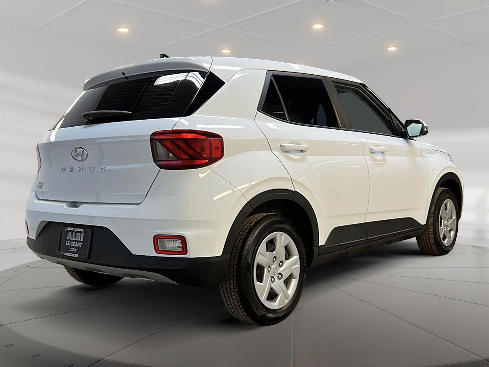 Hyundai Venue ESSENTIAL 2022 - image #4