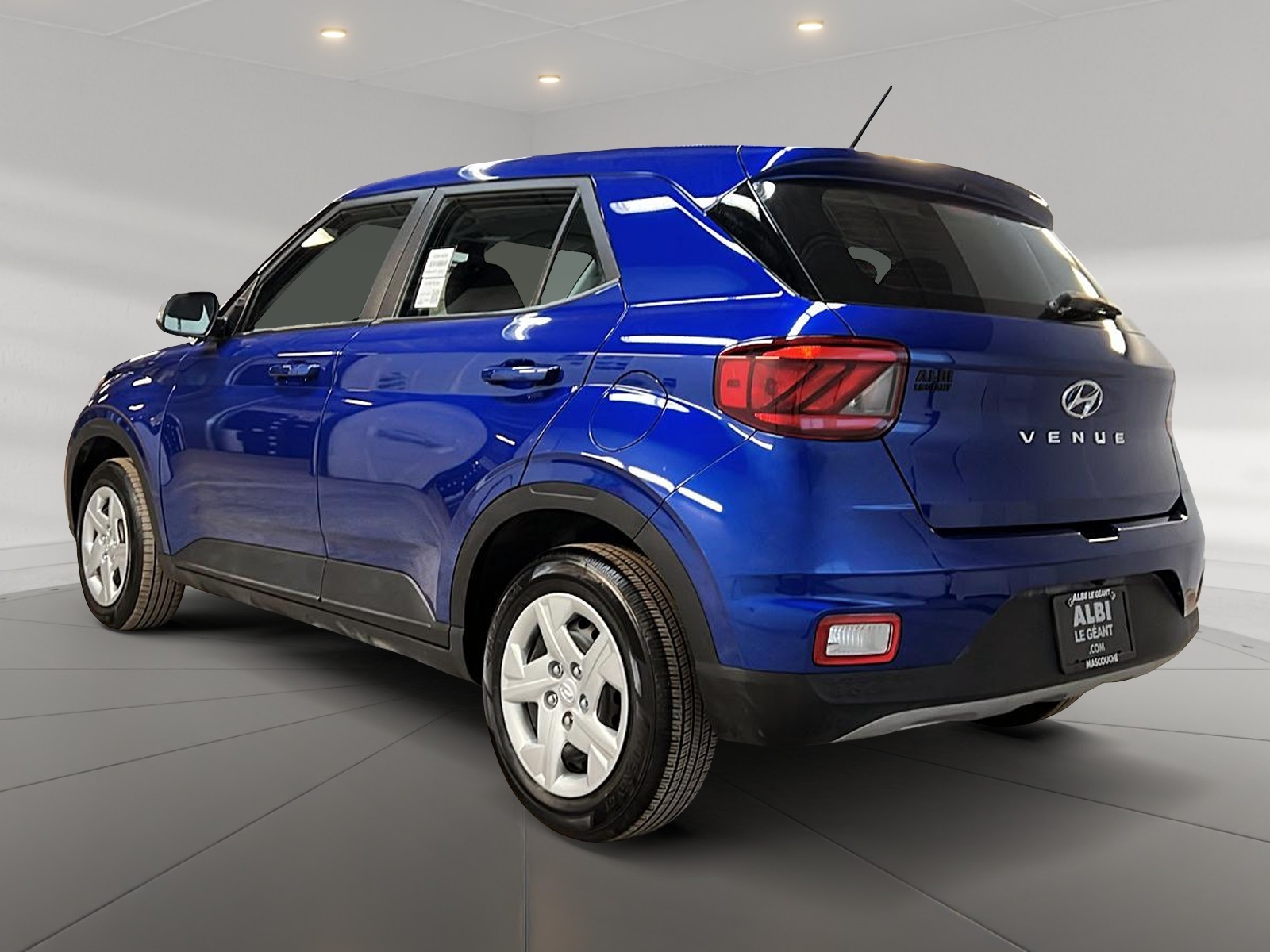 Hyundai Venue ESSENTIEL 2023 - image #6