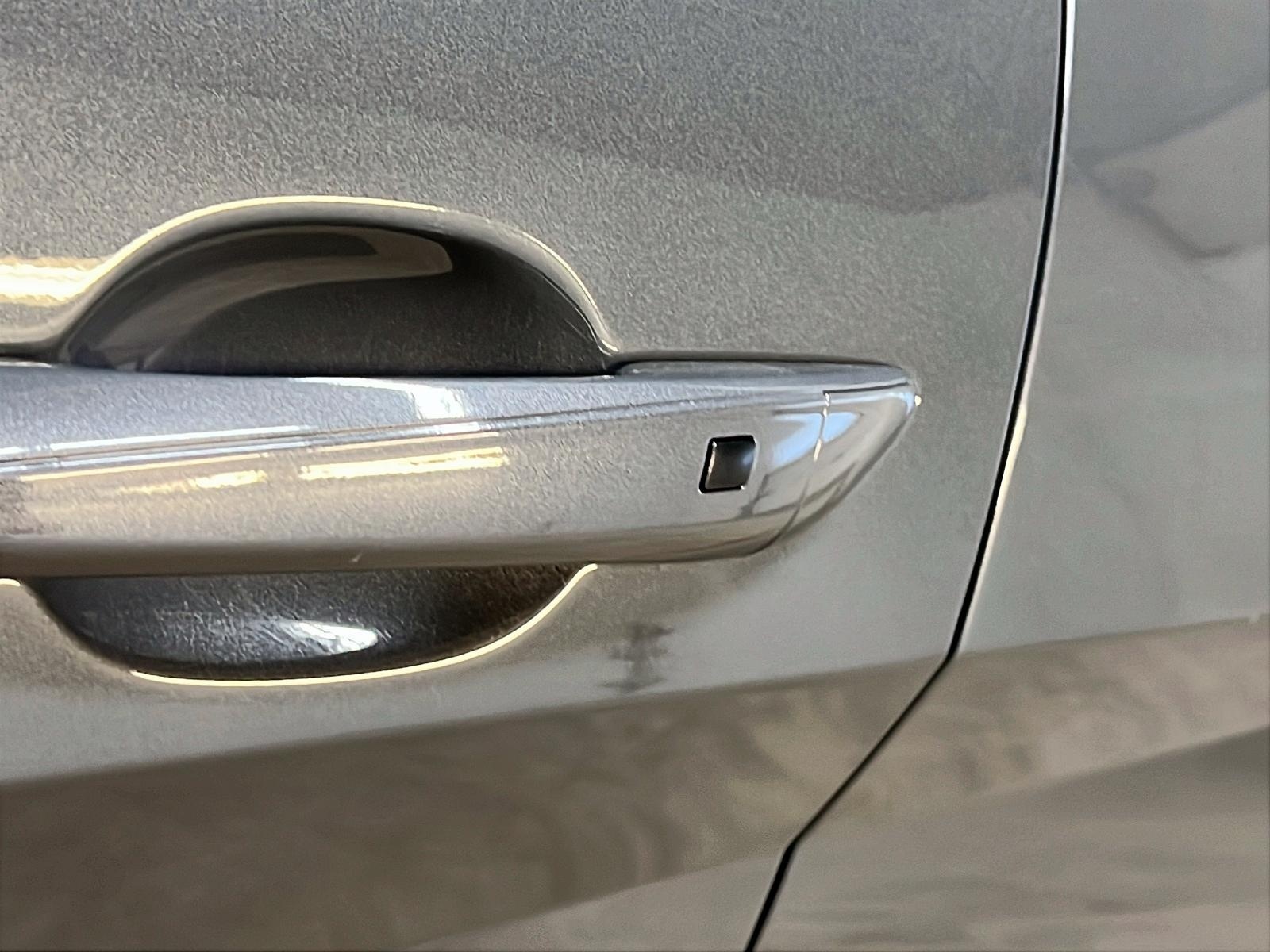 Hyundai Elantra LUXURY CUIR TOIT NAV 2023 - image #25