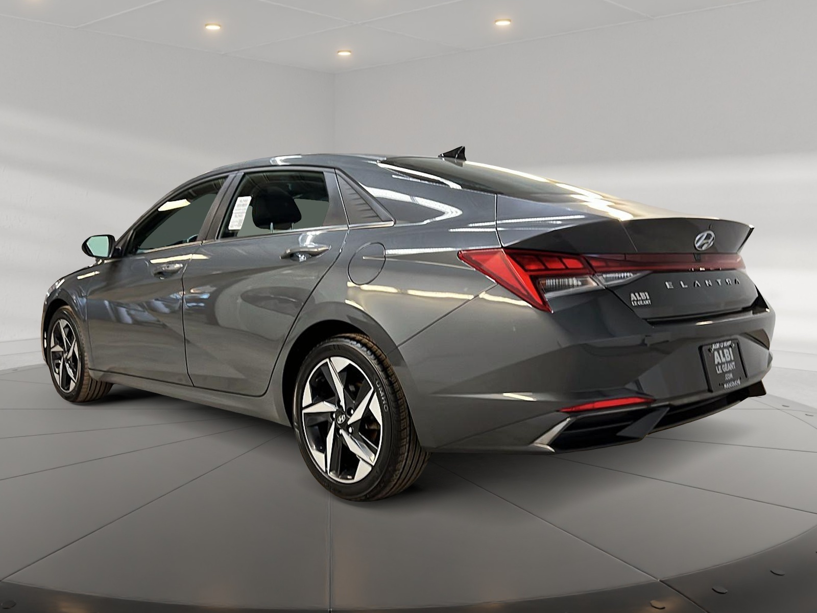 Hyundai Elantra 2023 - Image #6