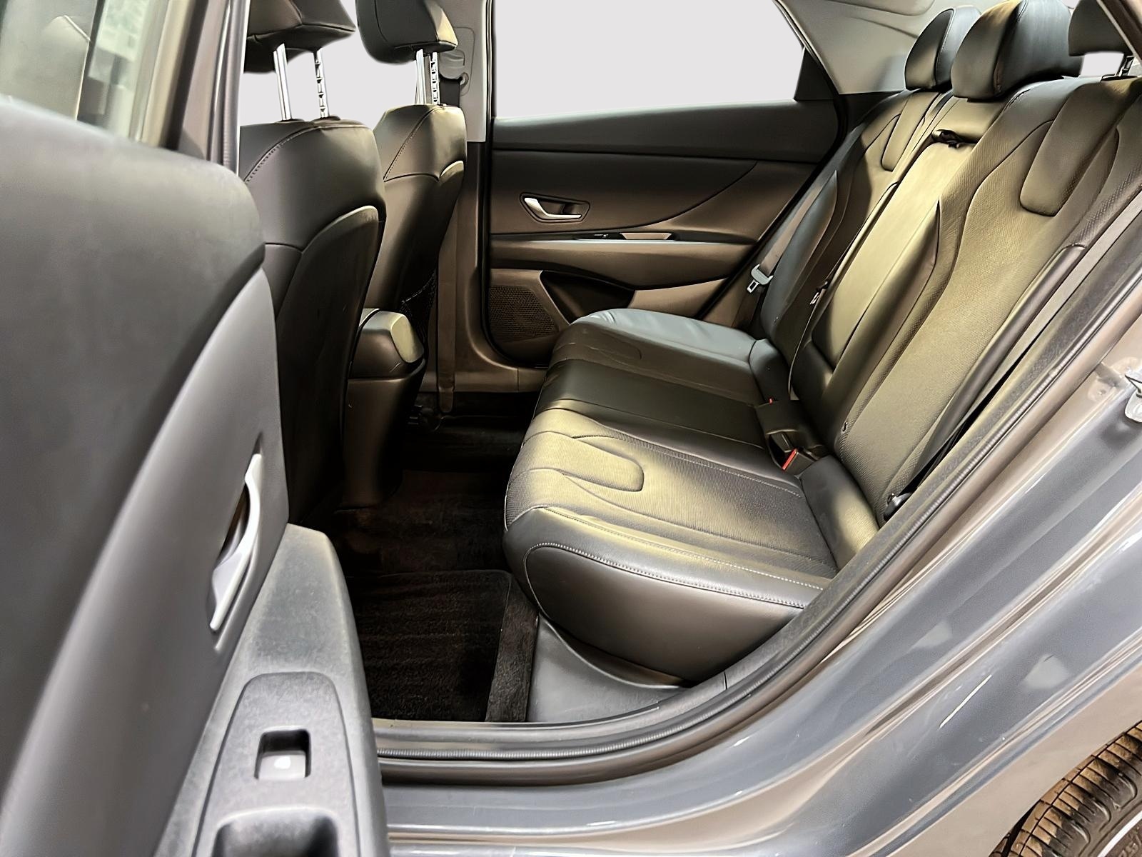 Hyundai Elantra 2023 - Image #9