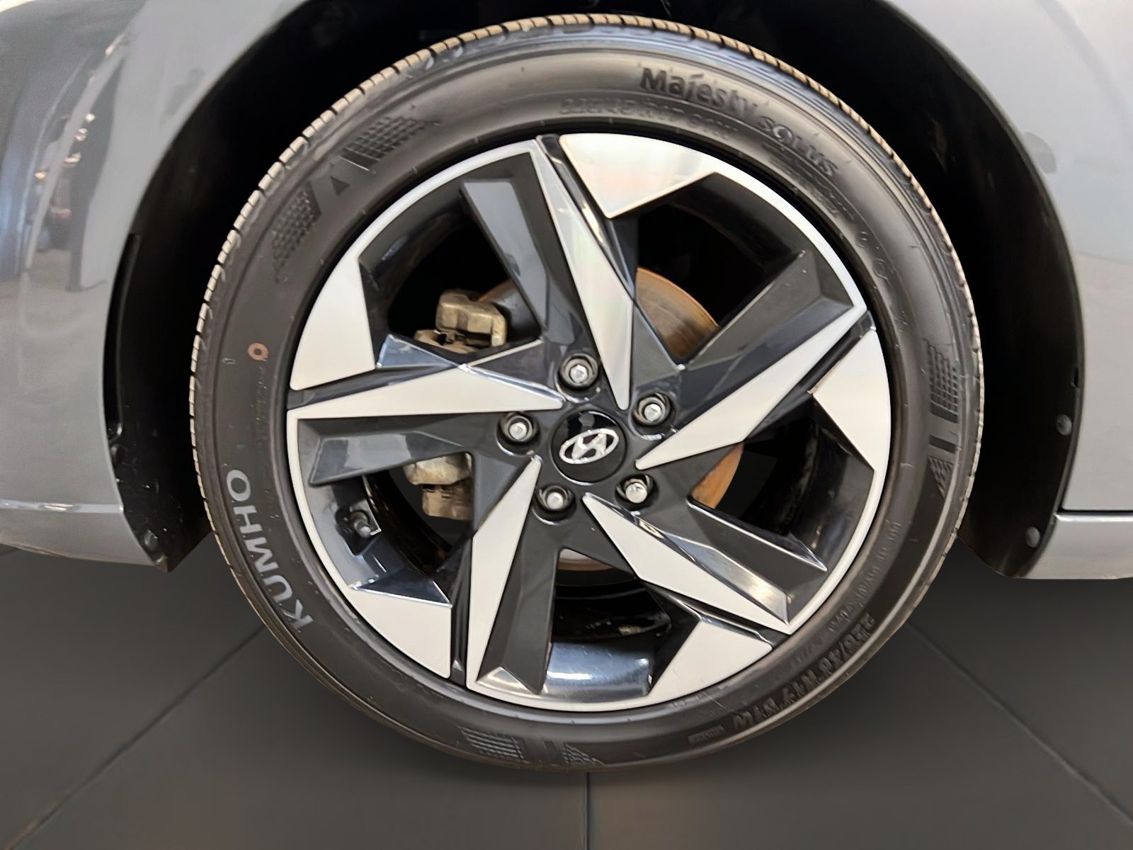 Hyundai Elantra LUXURY CUIR TOIT NAV 2023 - image #27